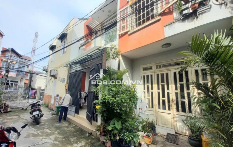 Bán nhà 2 tầng-67m2-Hẻm ô tô-Cách 1 căn ra MT đường -Phước Long A-Quận 9.